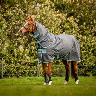 Horseware Amigo Hero Ripstop Plus Medium 200g Turnout Rug Blue Haze/Navy