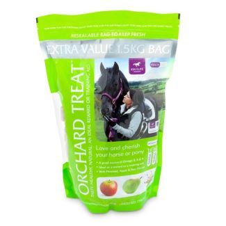 KM Elite Orchard Apple and Pear Treats - Chelford Farm Supplies